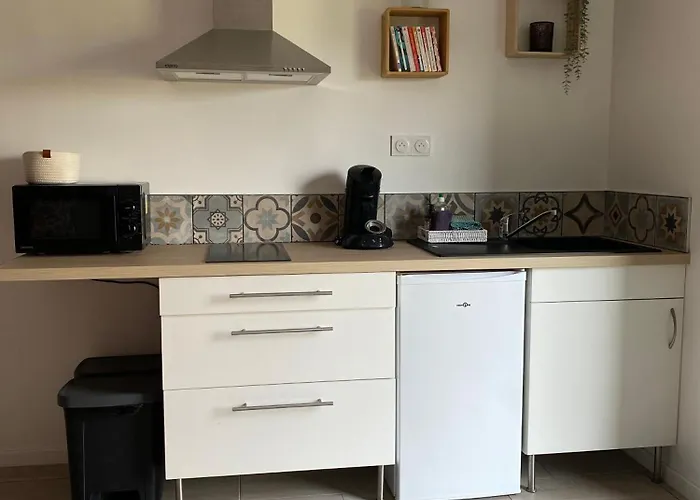 De La Baroud Family 펜션 라포메라예